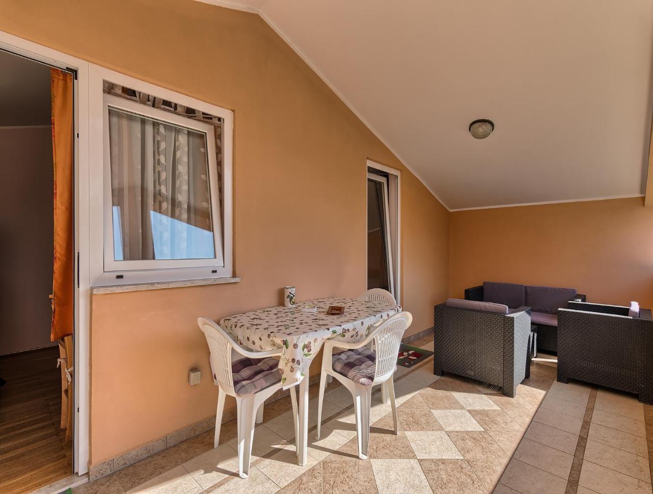Jendrusa Apartment Fazana Exterior photo